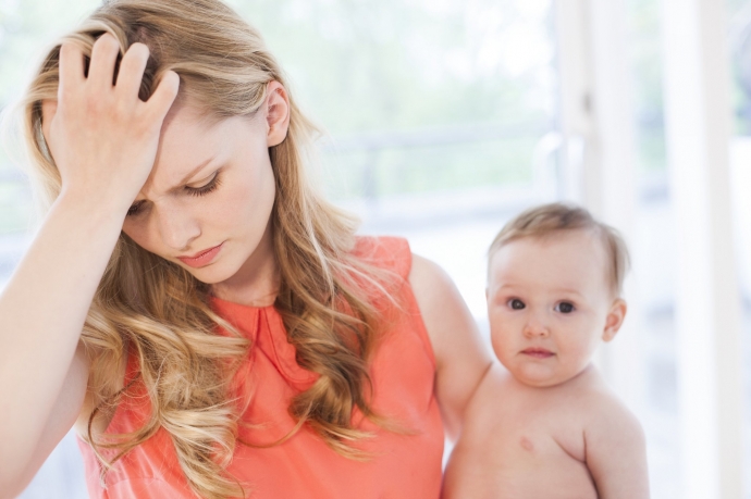 Người bị mắc chứng trầm cảm sau sinh có thể bị hoang tưởng và gây ra những hành động gây hậu quả nghiêm trọng - Nguồn ảnh: Internet