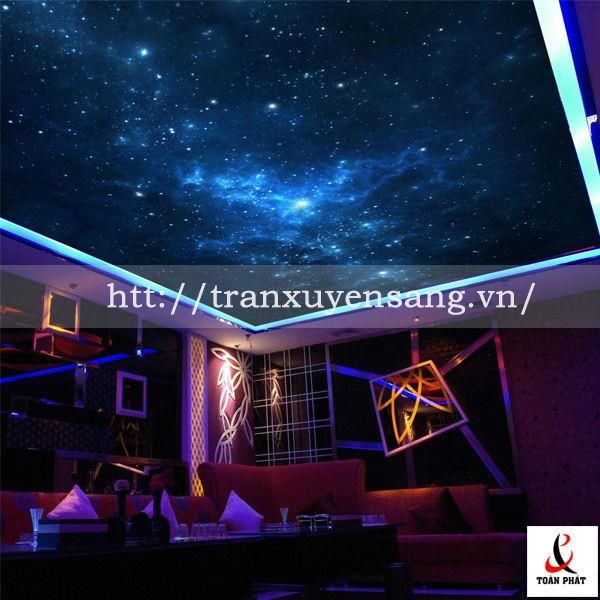 Mẫu trần xuyên sáng quán karoke số 3